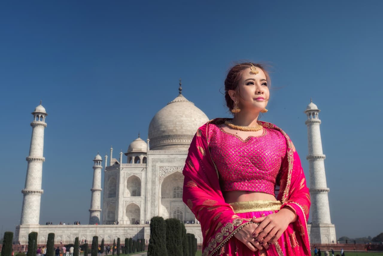 Taj Mahal & Mausoleum Skip-The-Line Tickets & guided tour